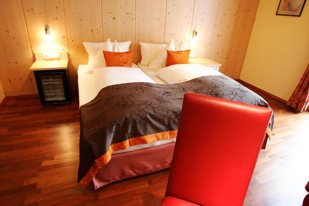 Hotel Living Max 4*